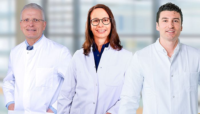 Das Bild zeigt Dr. Jörg Baral, Dr. Julia Müller und Evgeni Baev (v.l.)