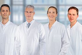 Dr. John Adel, Prof. Dr. Julian Widder, Dr. Kerstin Schmidt und Prof. Dr. Armin Luik (v.l.n.r.) informieren über Vorhofflimmern und seine Behandlung.