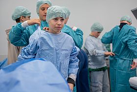 Das Bild zeigt die Jugendlichen vor dem Einsatz.