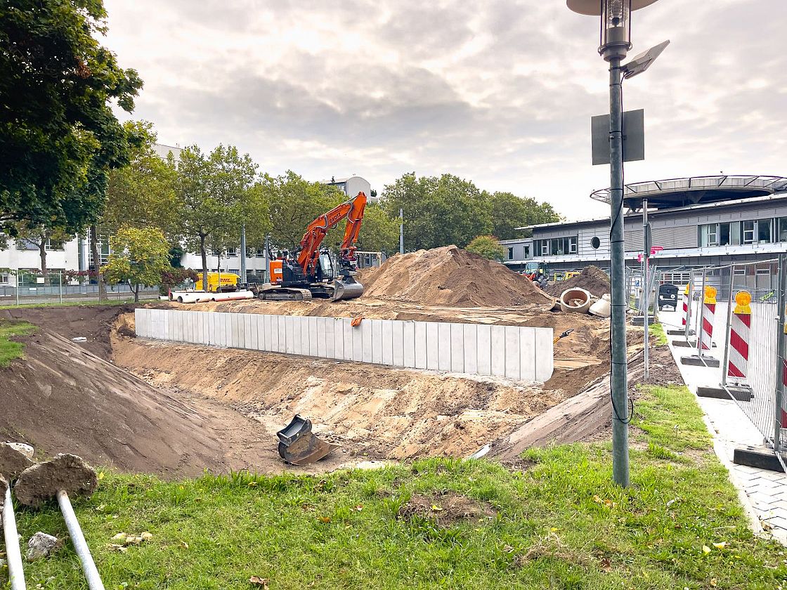 Baustelle für den neuen Hubschrauberlandeplatz