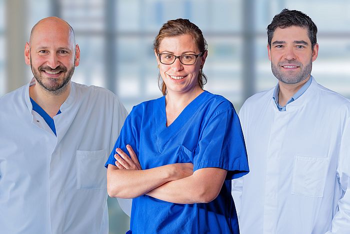 Das Bild zeigt Dr. Frieder Pullig, Ines Klotz und Dr. Victor J. Keim (v.l.n.r.)