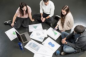 Neben dem praxisorientierten Masterstudiengang „Biomedical Engineering“ starten am KIT auch drei neue Bachelorstudiengänge