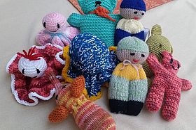 gestrickte und gehäkelte Bärchen, Püppchen, Rüsseltiere und Geisterchen
