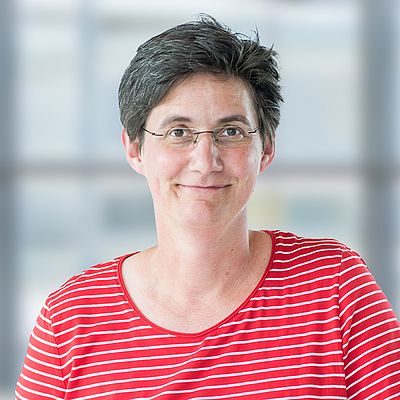 Dr. Astrid Schulze Dr. Astrid Schulze
