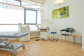 Das Bild zeigt den Blick in die Schwangerenambulanz