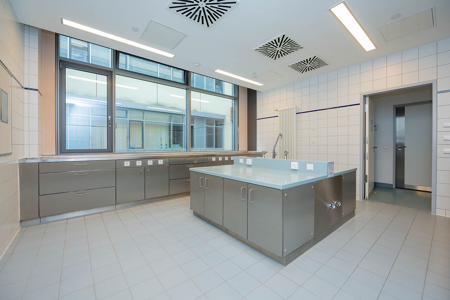 image.properties.alt