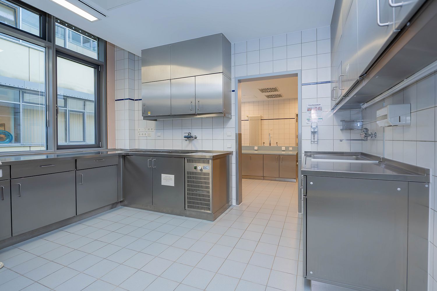 image.properties.alt