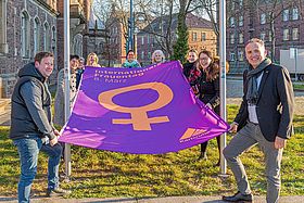 Flagge zum Internationalen Frauentag