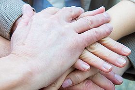 Das Bild zeigt das Headerbild zu "Fördervereine und Selbsthilfegruppen".