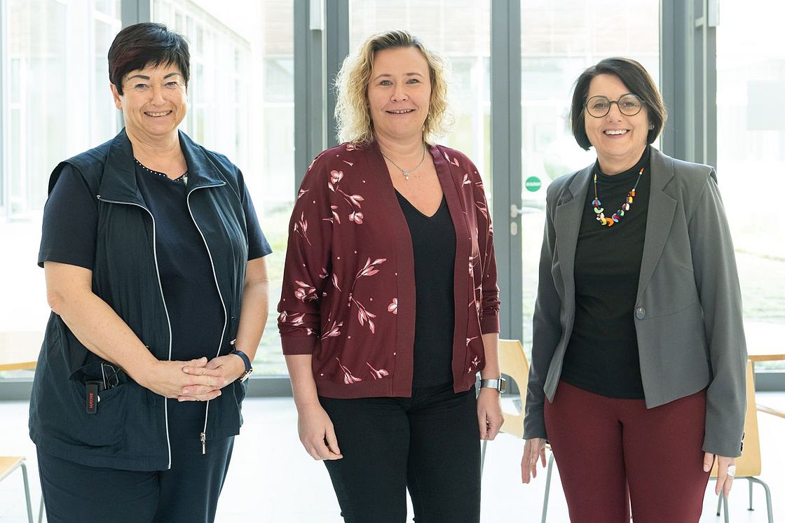 Das Bild zeigt Sabine Murawski, Yvonne Haßler und Elvira Schneider (v.l.n.r.)