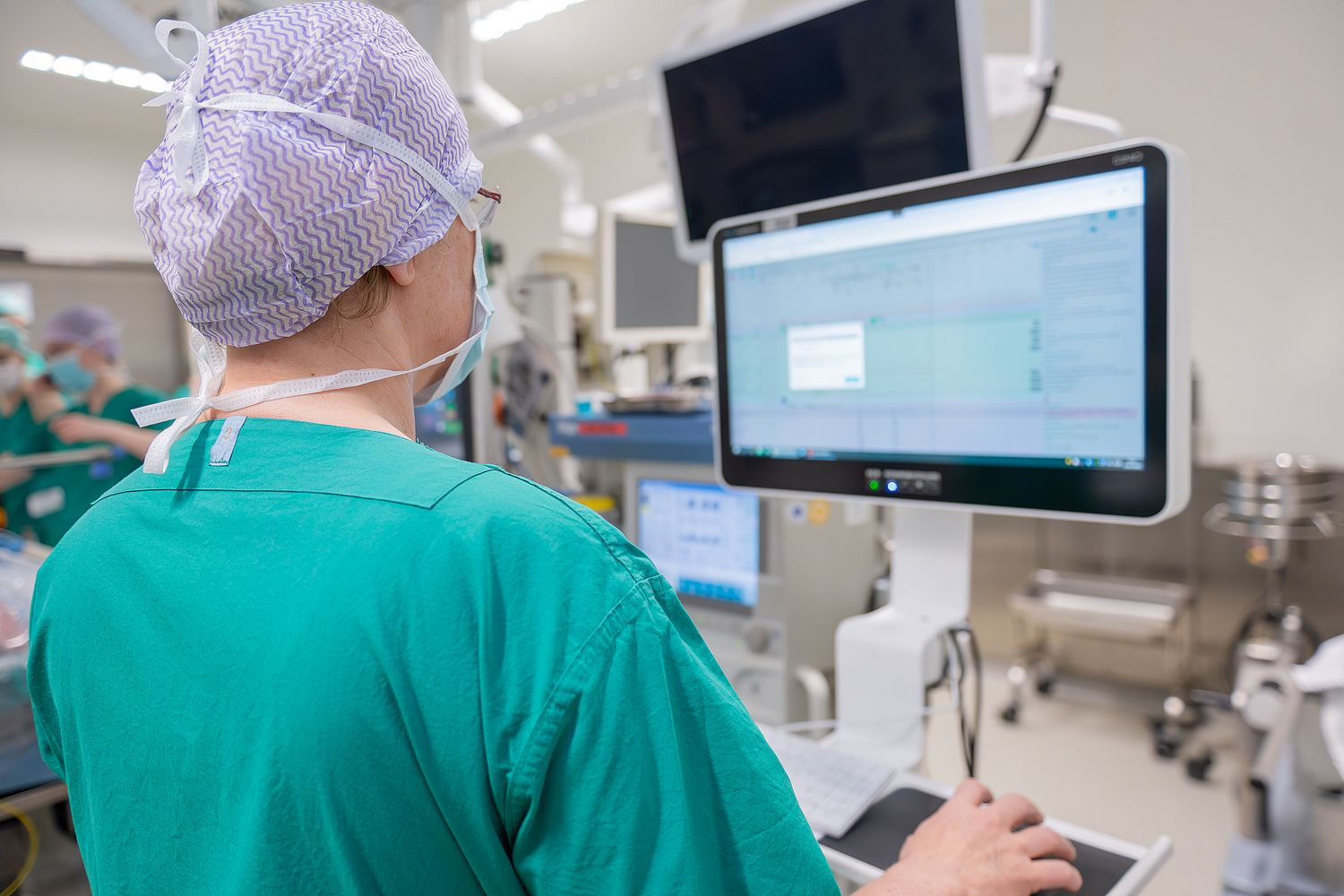 image.properties.alt