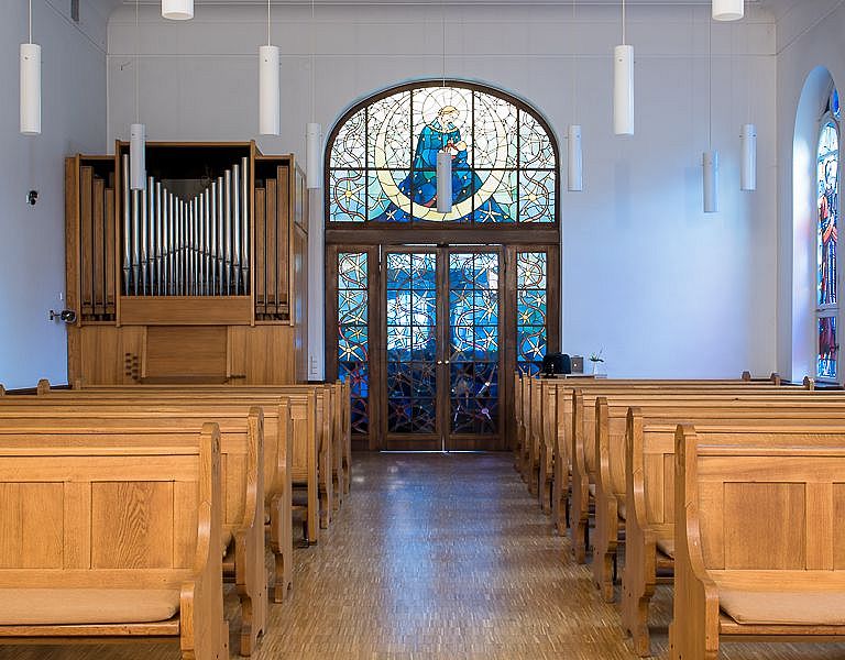 Das Bild zeigt die Kapelle am Städtischen Klinikum Karlsruhe in Haus A.