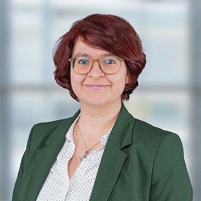 Das Bild zeigt ein Portrait von Sina Keßler