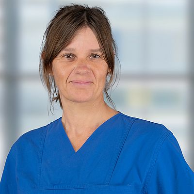 Das Bild zeigt ein Porträt von Pavlovic Jeanine 