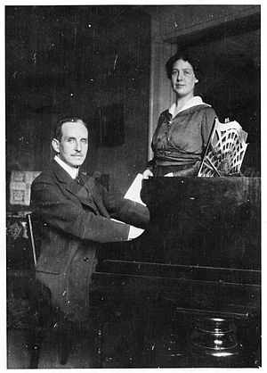 Das historische Schwarzweiß-Foto zeigt das Ehepaar Franz und Lilly Lust.