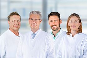 Das Bild zeigt die Referenten Dr. Matthias Merkel, Prof. Julian Widder, Dr. Jonas Neuser und Dr. Simone Weldi (v.l.n.r.)